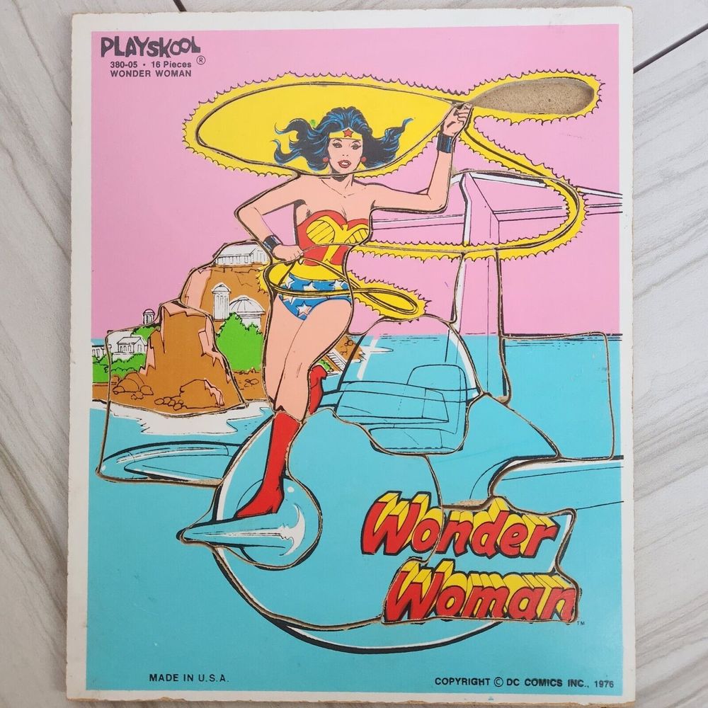 Vintage Playskool 1976 Wonder Woman Puzzle - MISSING 1 PIECE